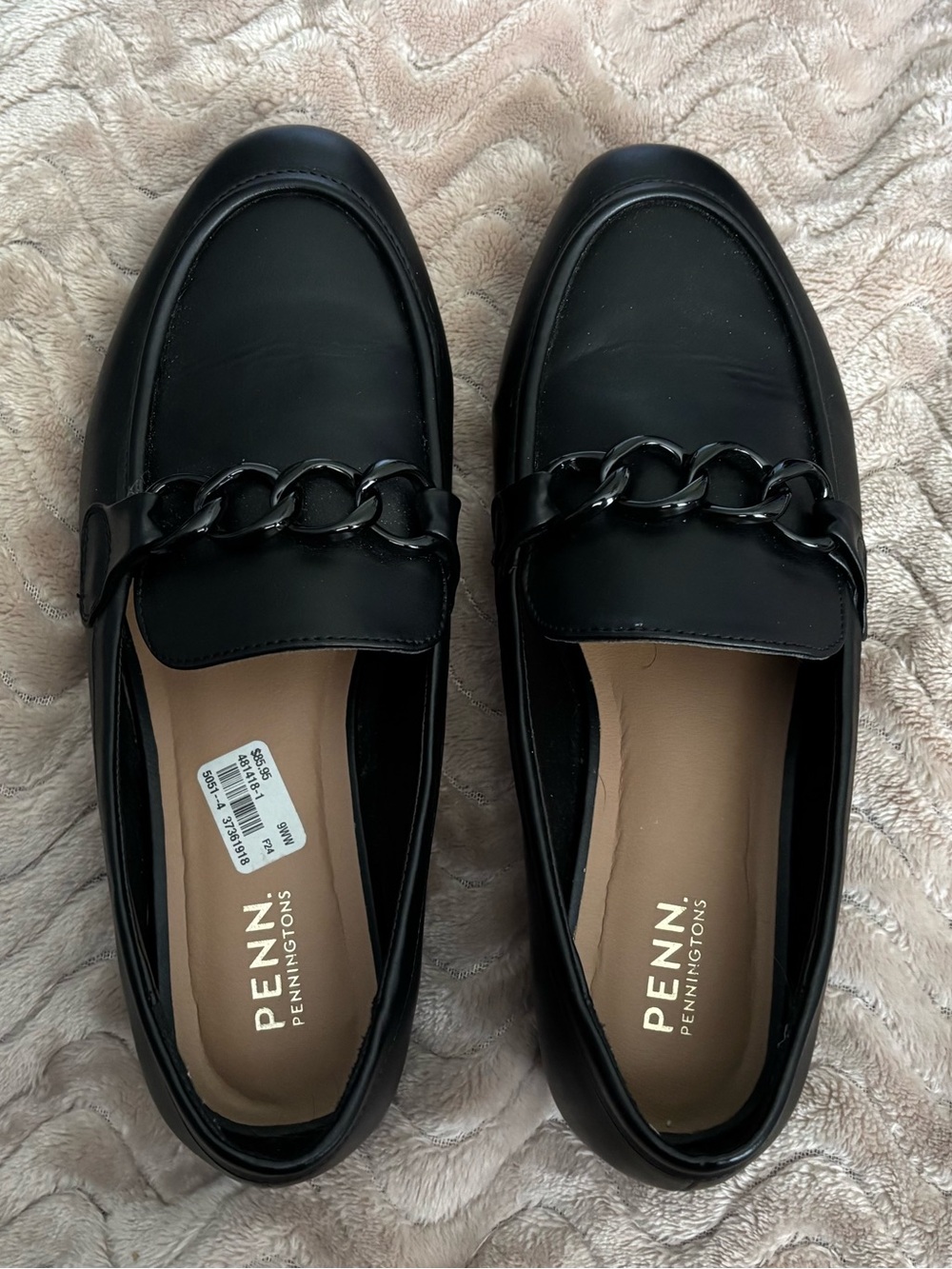Penningtons Wide Width Black Chain-Accent Loafers Size EUR 40 WW